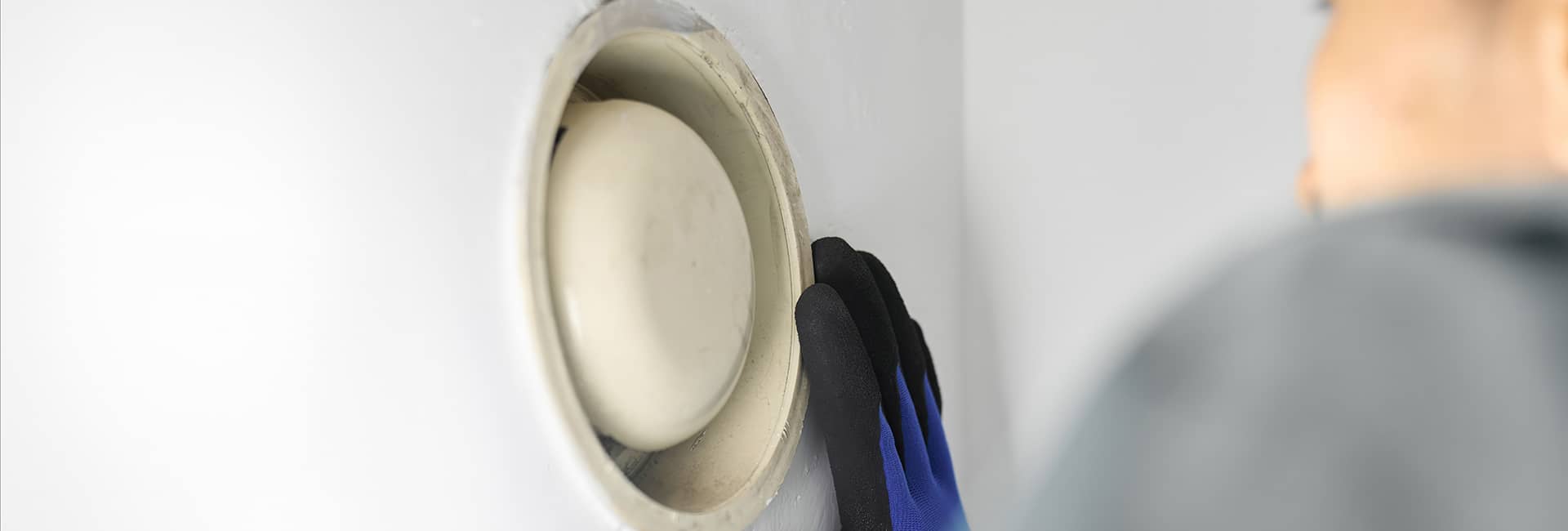 Remplacement de sortie de sécheuse, de four et salle de bain